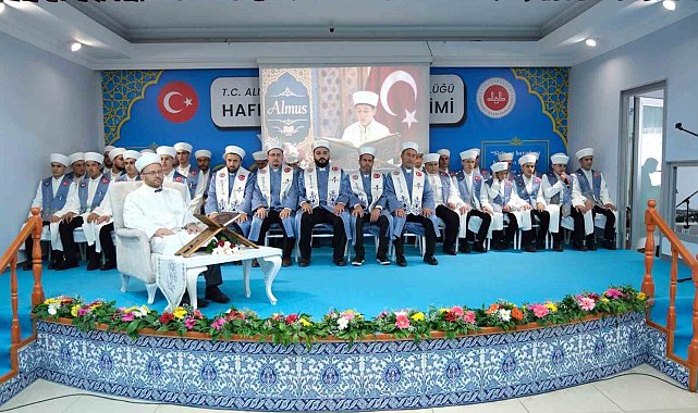 Almus'ta 41 hafız icazet belgelerini aldı