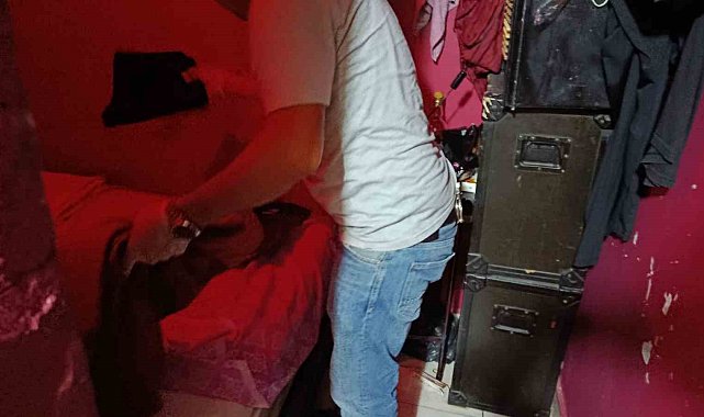 Ankara'da eğlence mekanlarına insan ticareti, göçmen kaçakçılığı ve fuhuş operasyonu: 26 şüpheli yakalandı
