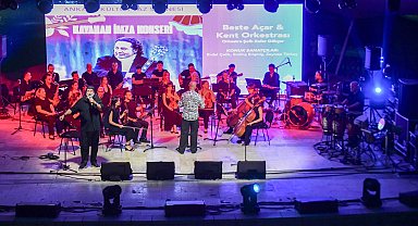 Ankara'da Kayahan şarkıları yankılandı