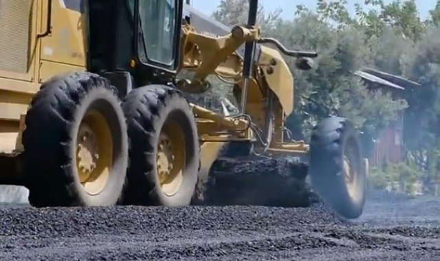 Antakya'da Akasya ve Güzelburç mahallelerinde yollar asfaltlandı