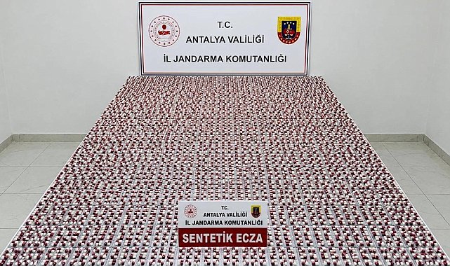 Antalya'da 15 bin 184 uyuşturucu hap ele geçirildi