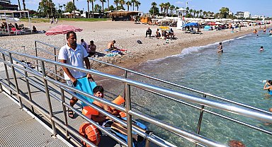 Antalya'da engelsiz plajlara yoğun ilgi