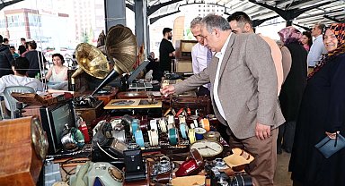 Antikacılar Kayseri Talas'ta buluşuyor