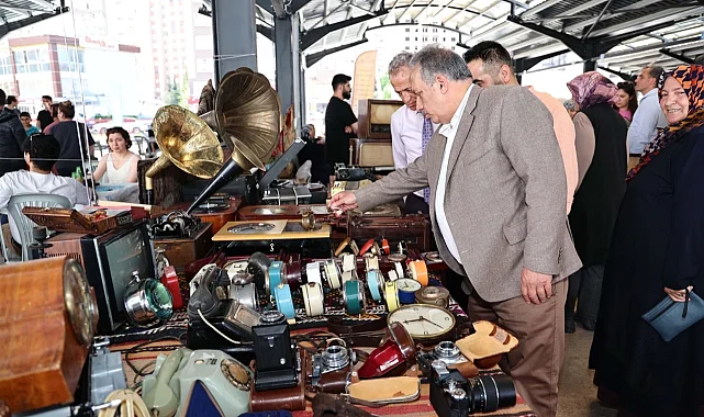 Antikacılar Kayseri Talas'ta buluşuyor
