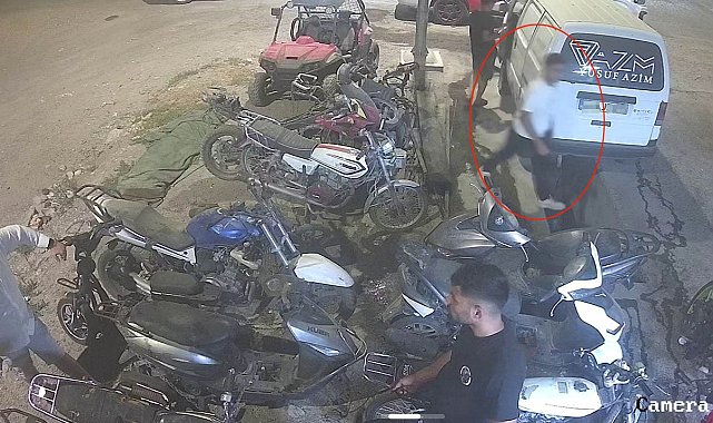 Arkadaşına selam vermek için girdiği işyerinde tamir kanalına düştü