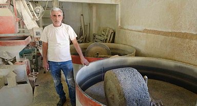 Asırlık değirmen geleneği teknolojiye rağmen yaşatılıyor