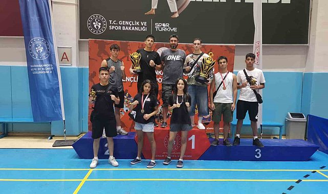Aydınlı sporcular Zafer Kupası'ndan başarıyla döndü