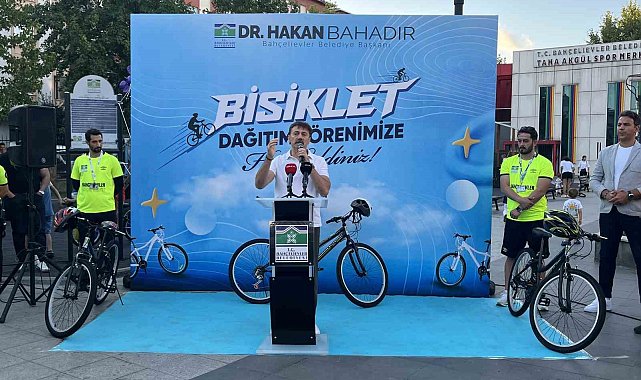 Bahçelievler'de 100 çocuğa bisiklet dağıtım töreni