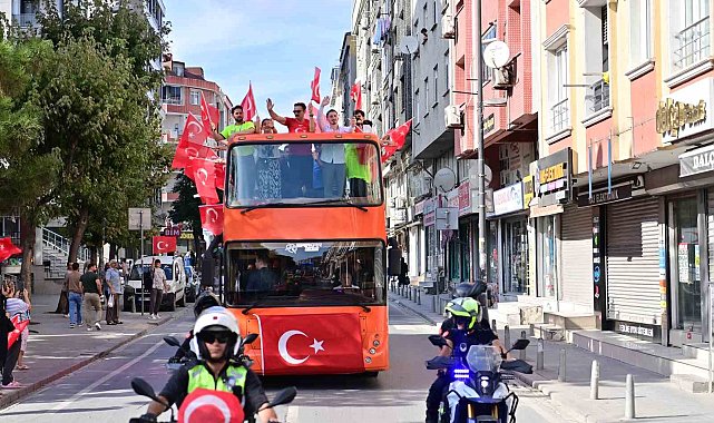 Bahçelievler'de 30 Ağustos Zafer Bayramı coşkuyla kutlandı