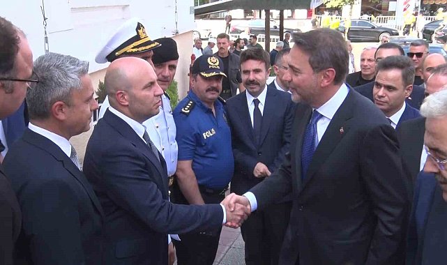 Bakan Bayraktar Bursa'da: İlk durak Valilik oldu
