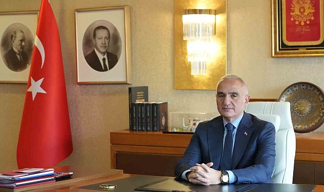 Bakan Ersoy: "Tralleis'te 2 bin yıllık antik havuzu gün yüzüne çıkardık"