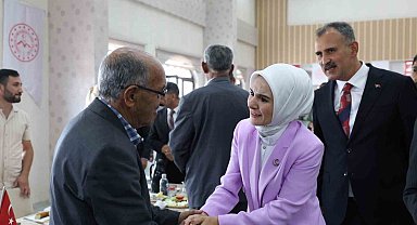 Bakan Göktaş, Ağrı'da şehit yakınları ve gazilerle buluştu: "Terörsüz Türkiye tarihi bir adımdır"