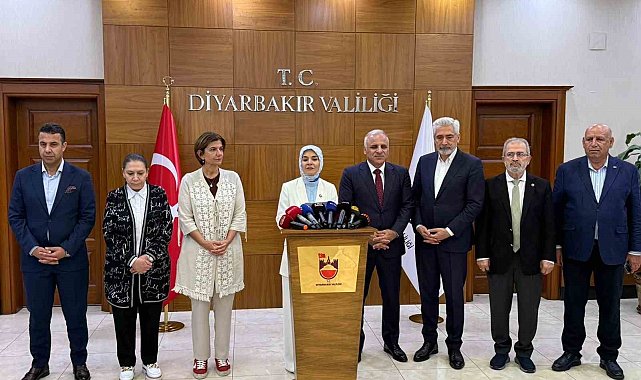 Bakan Göktaş: "Bu topraklar terörden bu kadar çekerken aileler maalesef parçalandı"