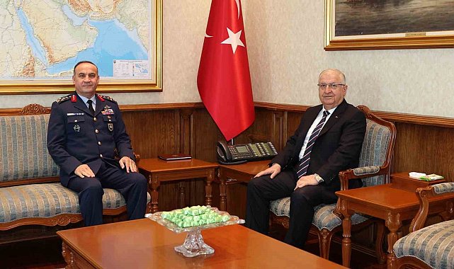 Bakan Güler, Hava Kuvvetleri Komutanı Orgeneral Dalkıran'ı kabul etti