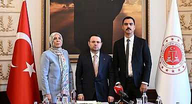 Bakan Gürlek: "Bu cinayeti çözmek boynumuzun borcu"