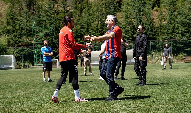 Bakan Işıkhan, Bolu kampındaki Mardin 1969 Spor'u ziyaret etti