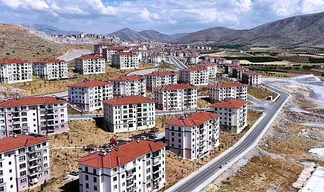 Bakan Kurum: Teslim edilen her yuvada güven var