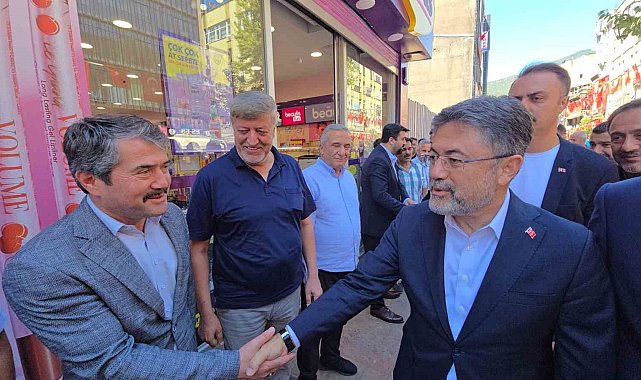 Bakan Yumaklı, AK Parti Karabük teşkilatını ziyaret etti