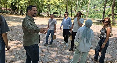 Bartın'da buzağı hediyeli bal festivali