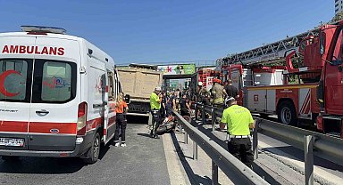 Basın Ekspres yolunda feci kaza: Motosiklet sürücüsü hafriyat kamyonunun altında kaldı