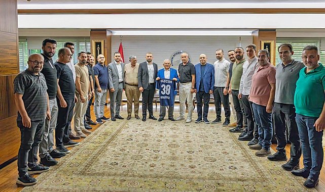 Başkan Büyükkılıç, Erciyes 38 FK yönetimini ağırladı