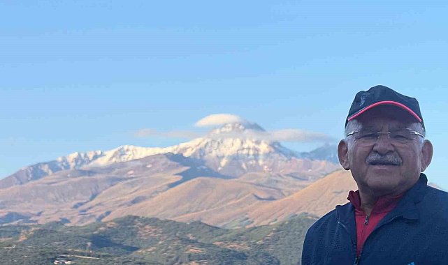 Başkan Büyükkılıç, Erciyes'e kar yağdığını duyurdu