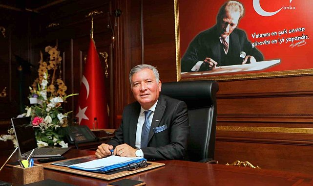 Başkan Kepenek, "Mevlid Kandili, gönül kapılarımızı açmak ve dayanışmayı çoğaltmak için önemli bir vesiledir"