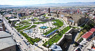 Başkan Sekmen: "Erzurum, her alanda zirveye doğru ilerliyor"