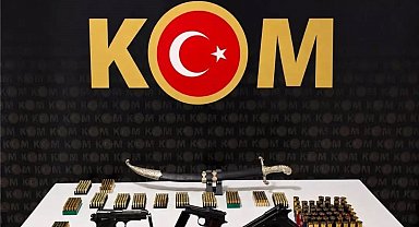 Bayburt'ta kaçakçılık operasyonlarında silah ve 665 fişek ele geçirildi