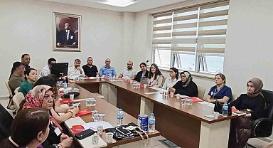Bayburt'ta primer sezaryen oranlarının azaltılması için değerlendirme toplantısı yapıldı