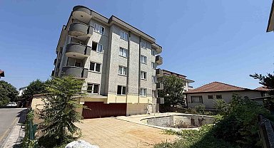 Belediye yıkmadı, fuhuş oteli oldu
