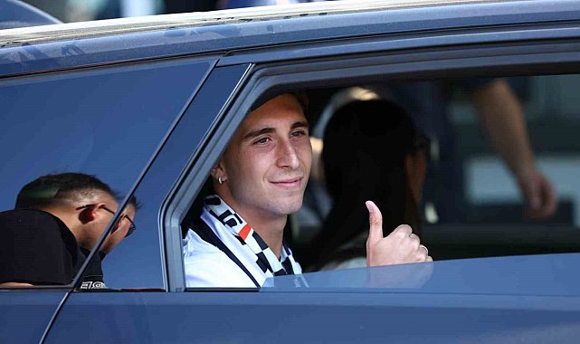 Beşiktaş'ın yeni transferi Fabio Miretti, İstanbul'a geldi