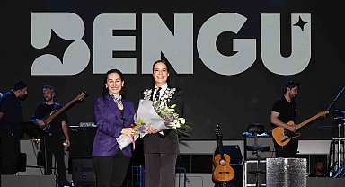 Beykoz'da 30 Ağustos Zafer Bayramı Coşkusu Bengü konseriyle zirveye ulaştı