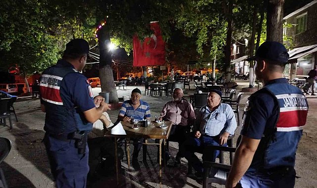 Bilecik'te biçerdöver operatörlerine yangın uyarısı