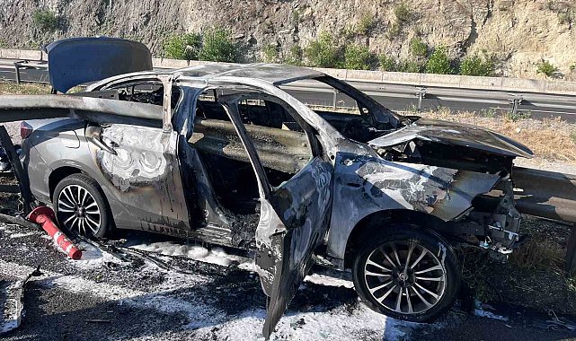 Bilecik'te otomobil bariyere çarpıp alev aldı: 3 astsubay yaralandı