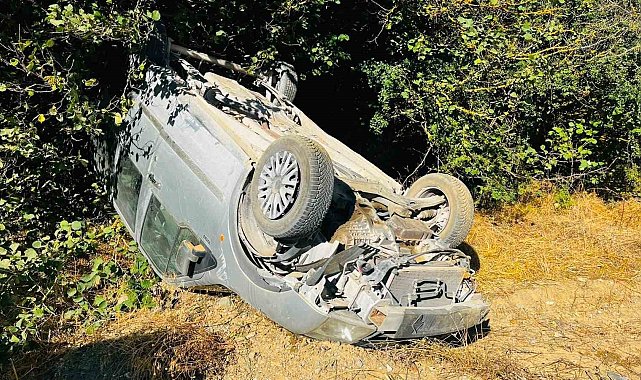 Bilecik'te otomobil takla attı: 2 yaralı
