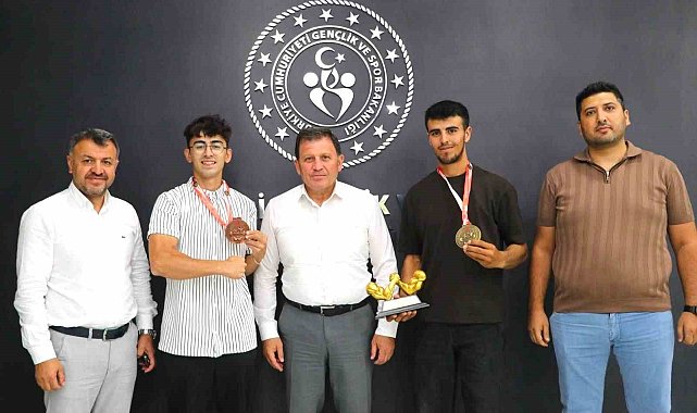 Bilek güreşinde Kayseri'den büyük başarı