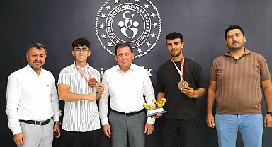 Bilek güreşinde Kayseri'den büyük başarı