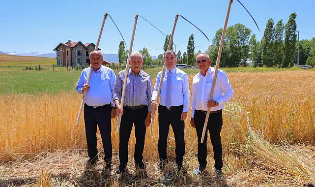 Binali Yıldırım Harman Şenliği programına katıldı