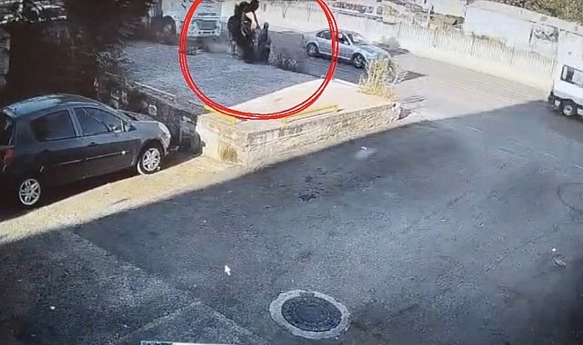 Bir adımla hayata tutundu, motosikletli duvara çarparak can verdi