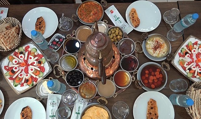 Bodrum'da kişi başı bin 500 TL olan kahvaltı fiyatı Kilis'te 300 lira