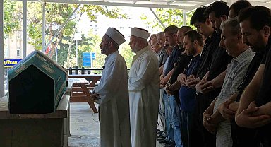 Bostancı'da 5. kattan düşerek hayatını kaybeden genç kız son yolculuğuna uğurlandı