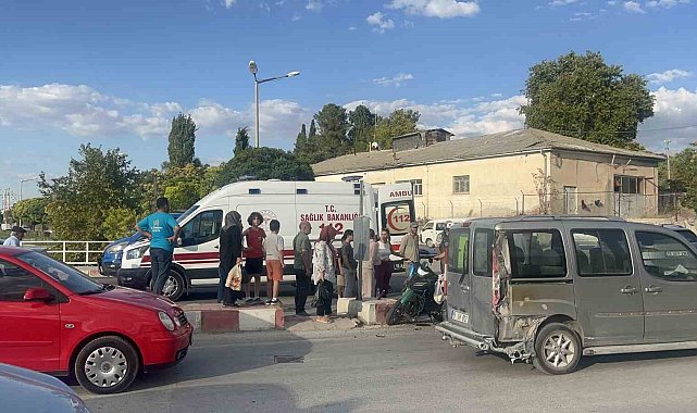 Burdur'da otomobil ile motosiklet çarpıştı: 1 yaralı