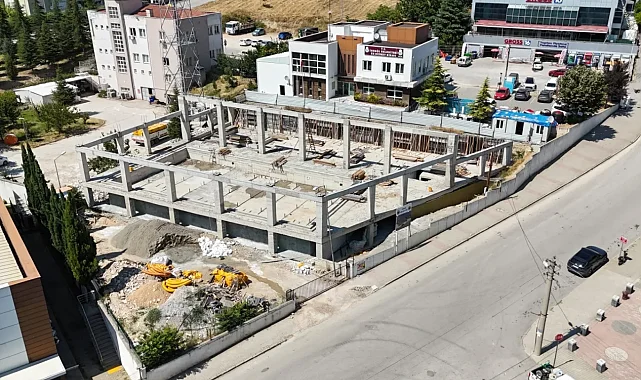 Bursa İnegöl'de Alanyurt Yüzme Havuzu'nda çalışmalar tam gaz