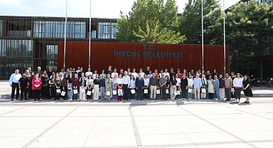 Bursa İnegöl'de YKS başarısı! Başkan Taban öğrencilerle bir arada