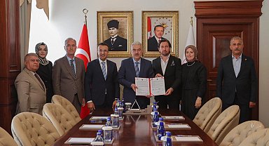 Bursa İnegöl'e 2 yeni Aile Sağlığı Merkezi yapımı için imzalar atıldı