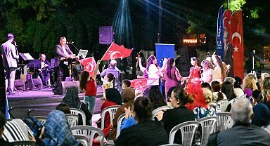 Bursa Kültürpark'ta zafer coşkusu