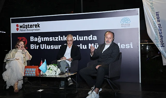 Bursa Nilüfer'de Müşterek Mekan'da bağımsızlık ve Cumhuriyet söyleşisi