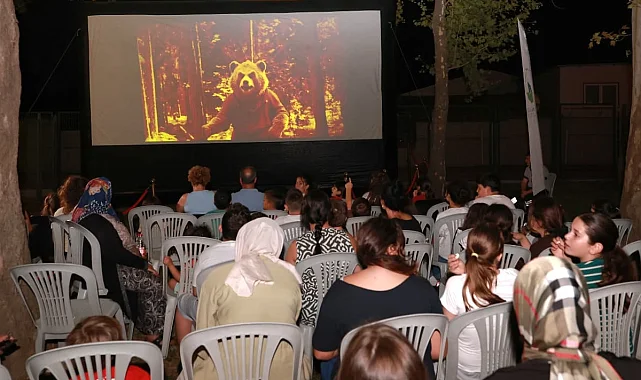 Bursa Osmangazi'de yazlık sinema keyfi