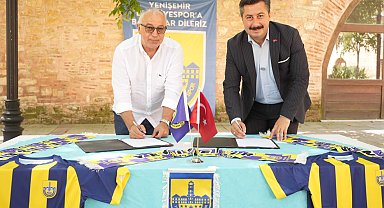 Bursa Yenişehir Belediyespor 3. Lig için tecrübeli isimle anlaştı